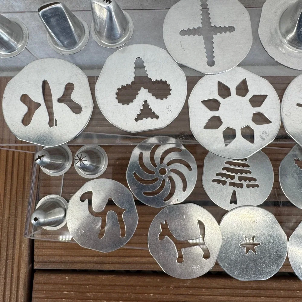 Vtg Mirro Aluminum Cookie Press Icing Decorating Set Spritz Cookies Icing Cakes